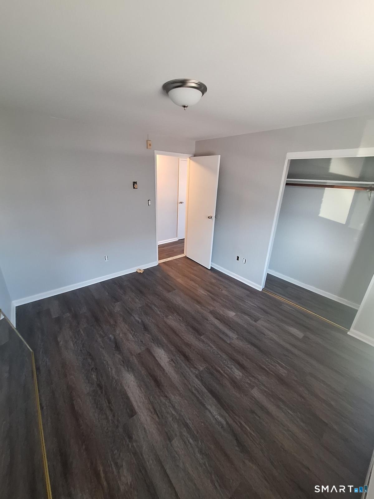 217 Hollister Avenue Bridgeport CT 06607