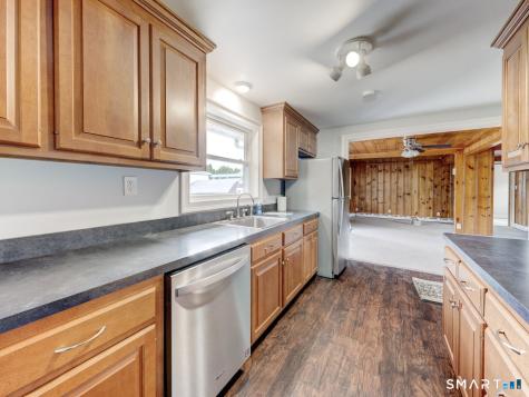 25 Amity Street Meriden CT 06450