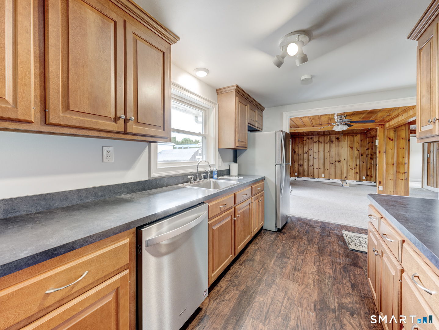 25 Amity Street Meriden CT 06450