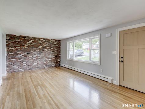 25 Amity Street Meriden CT 06450