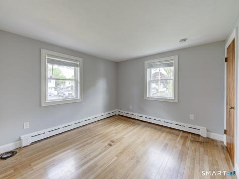 25 Amity Street Meriden CT 06450