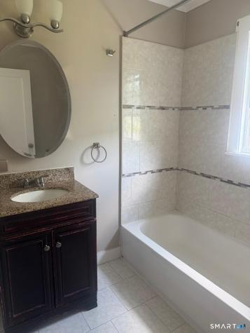 4 Goshen Street Hartford CT 06106