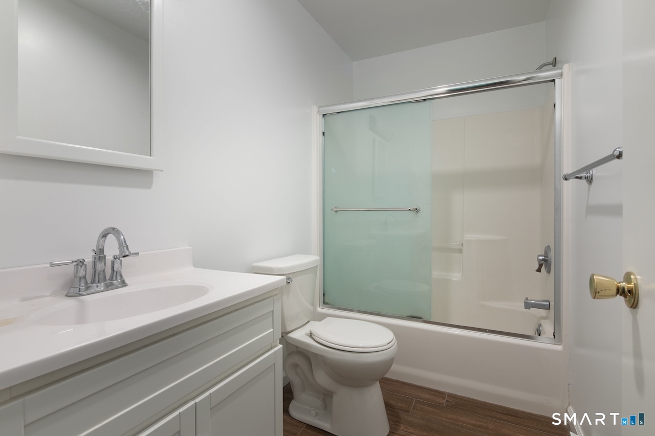 19 East Main Street Salisbury CT 06068