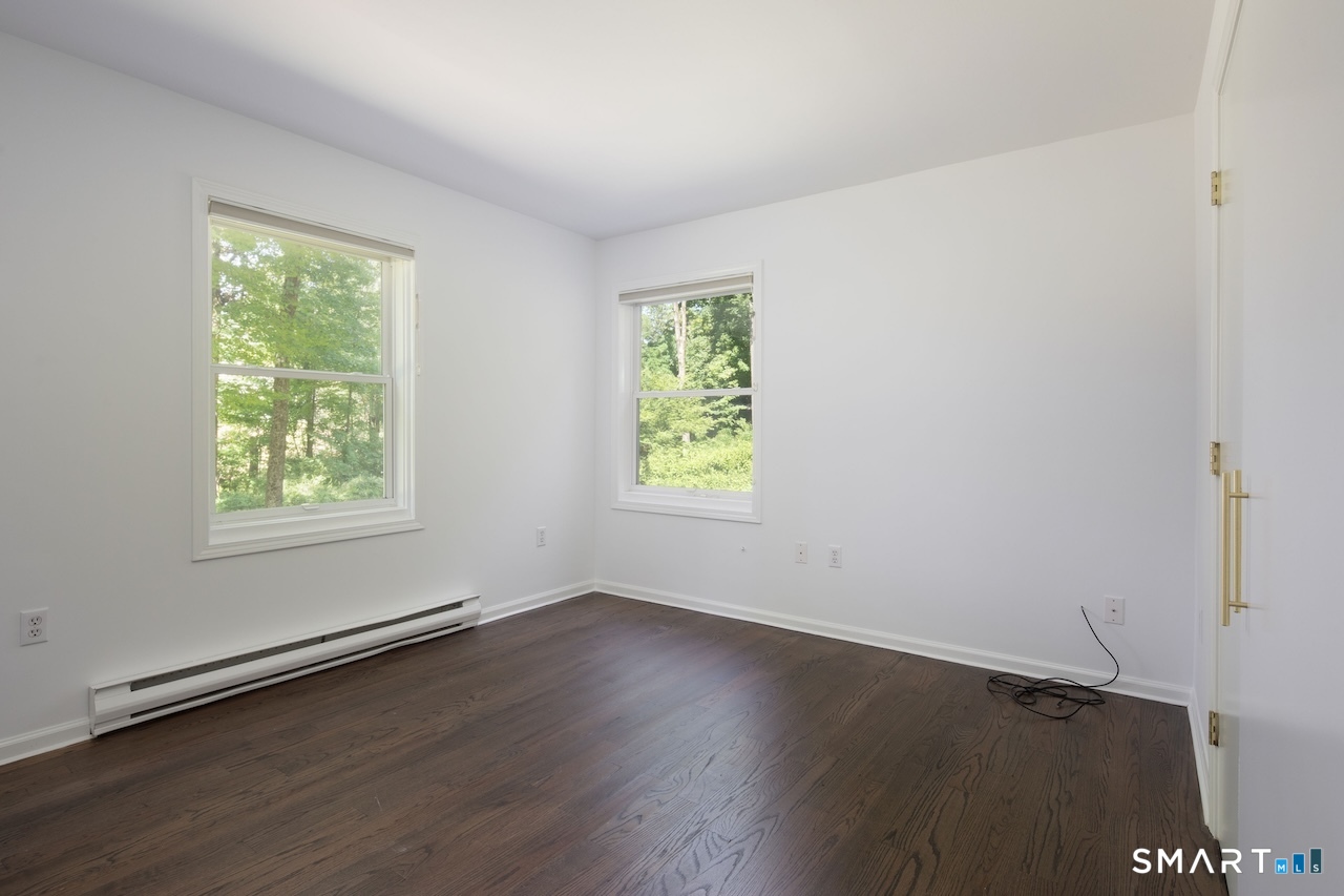 19 East Main Street Salisbury CT 06068