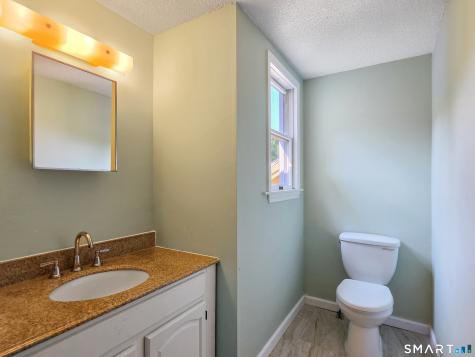 294 Central Avenue Norwich CT 06360
