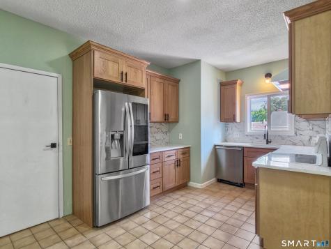 294 Central Avenue Norwich CT 06360
