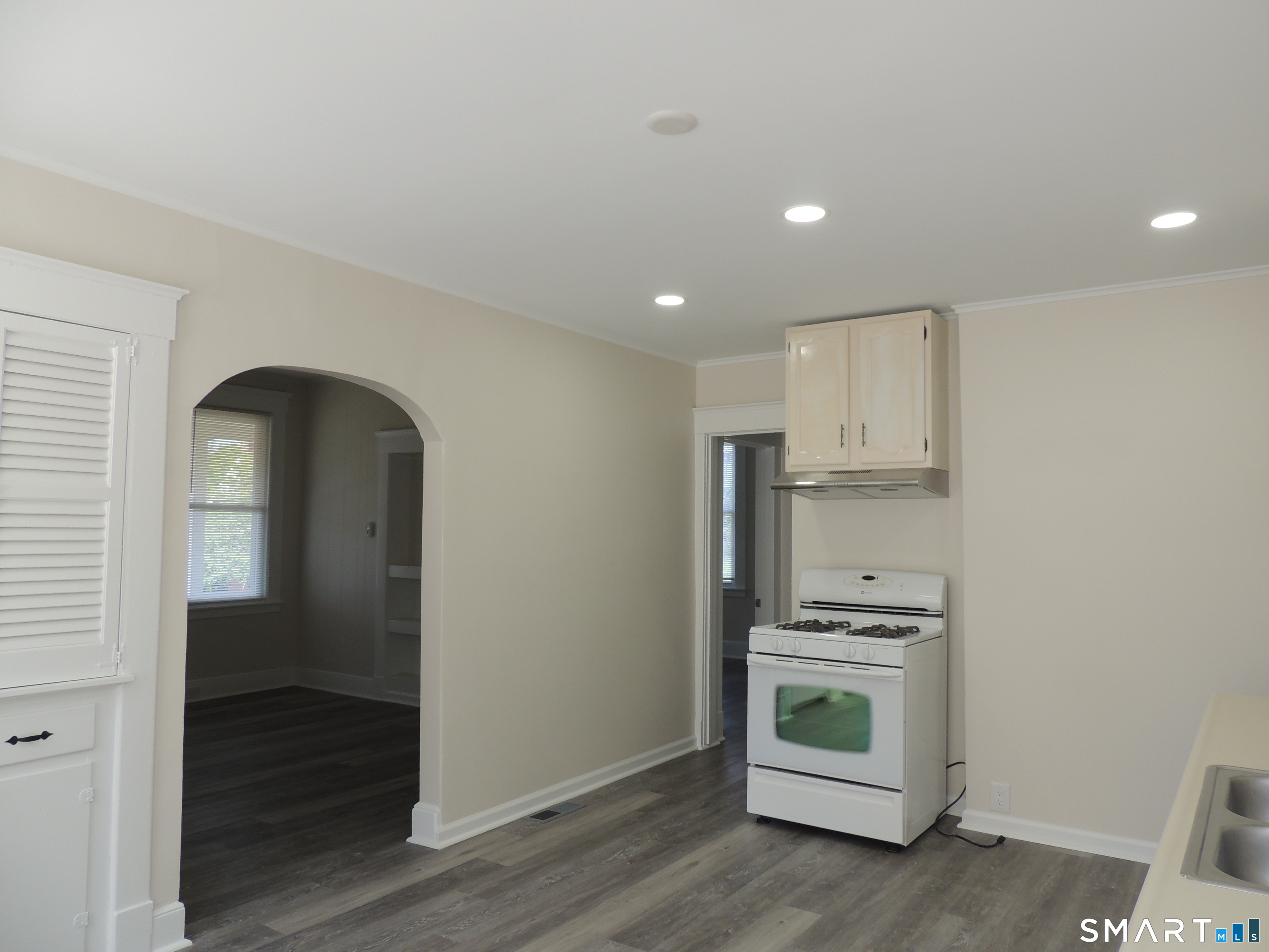 132 Silver Sands Road East Haven CT 06512