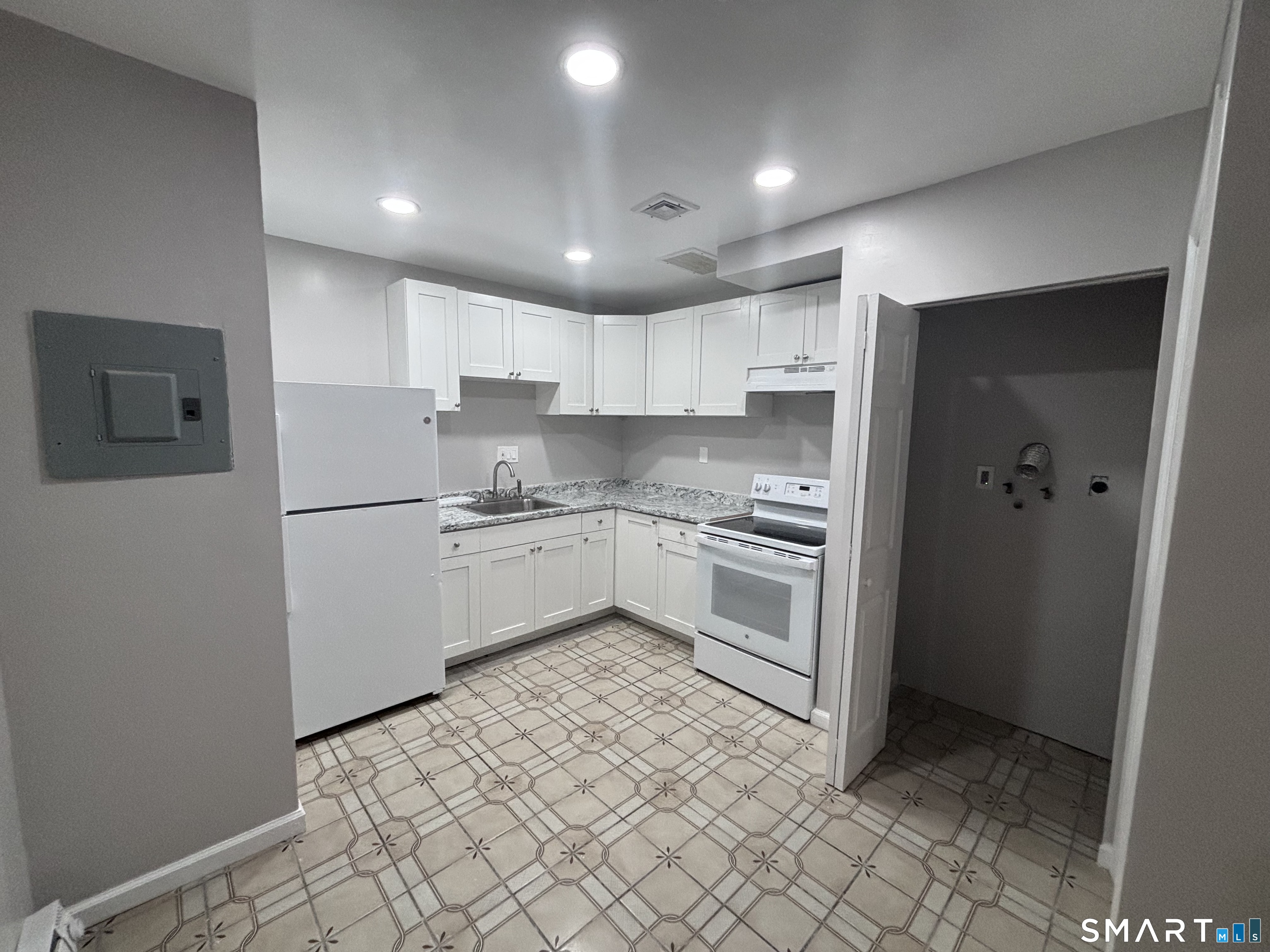 409 Oak Avenue Torrington CT 06790