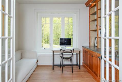 121 Quaker Hill Road Pawling NY 12564