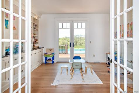 121 Quaker Hill Road Pawling NY 12564
