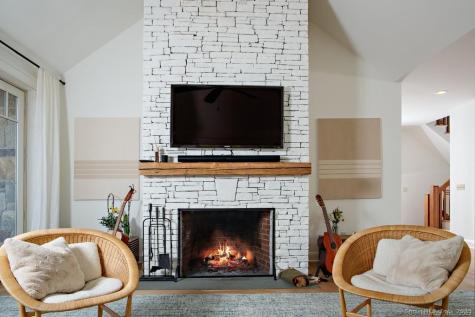 121 Quaker Hill Road Pawling NY 12564