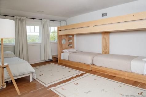 121 Quaker Hill Road Pawling NY 12564