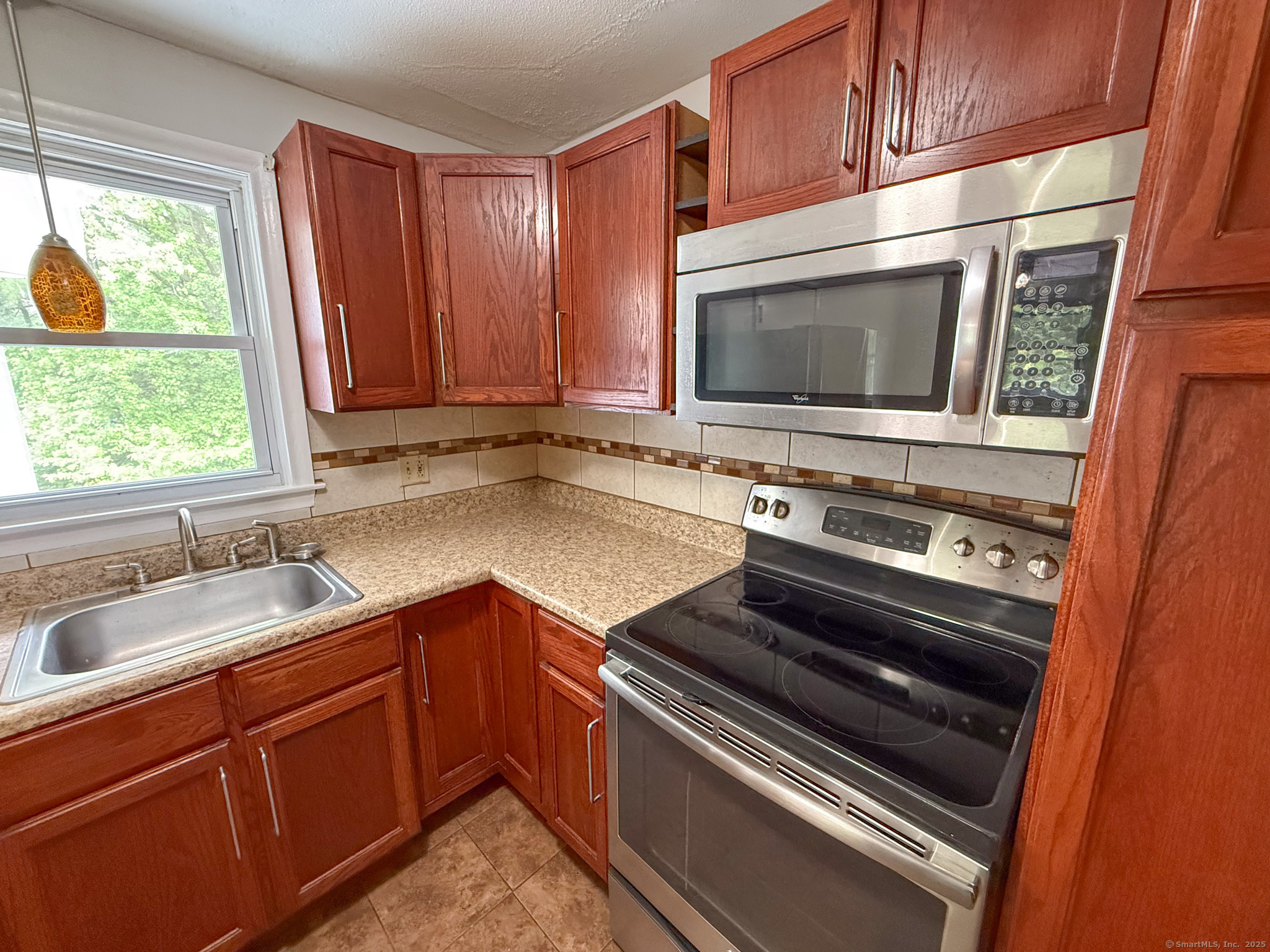 15 Trout Brook Road Bristol CT 06010