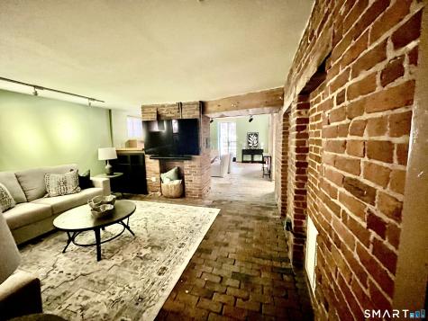 621 Chapel Street New Haven CT 06511