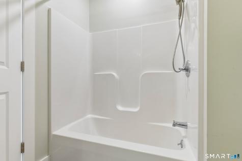 256 Captain Thomas Boulevard West Haven CT 06516