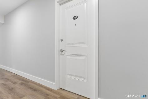 256 Captain Thomas Boulevard West Haven CT 06516