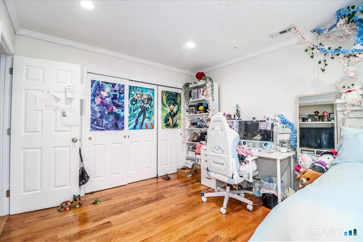 2445 Park Avenue Bridgeport CT 06604