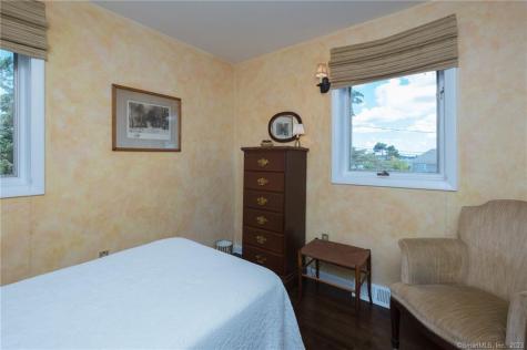 10 Morgan Point Groton CT 06340