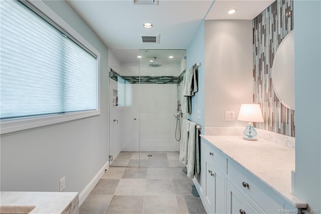 10 Morgan Point Groton CT 06340