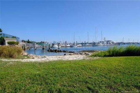 10 Morgan Point Groton CT 06340