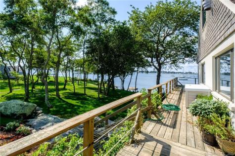 10 Morgan Point Groton CT 06340