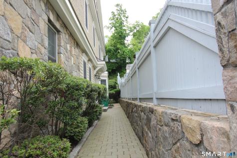 288 Davis Avenue Greenwich CT 06830