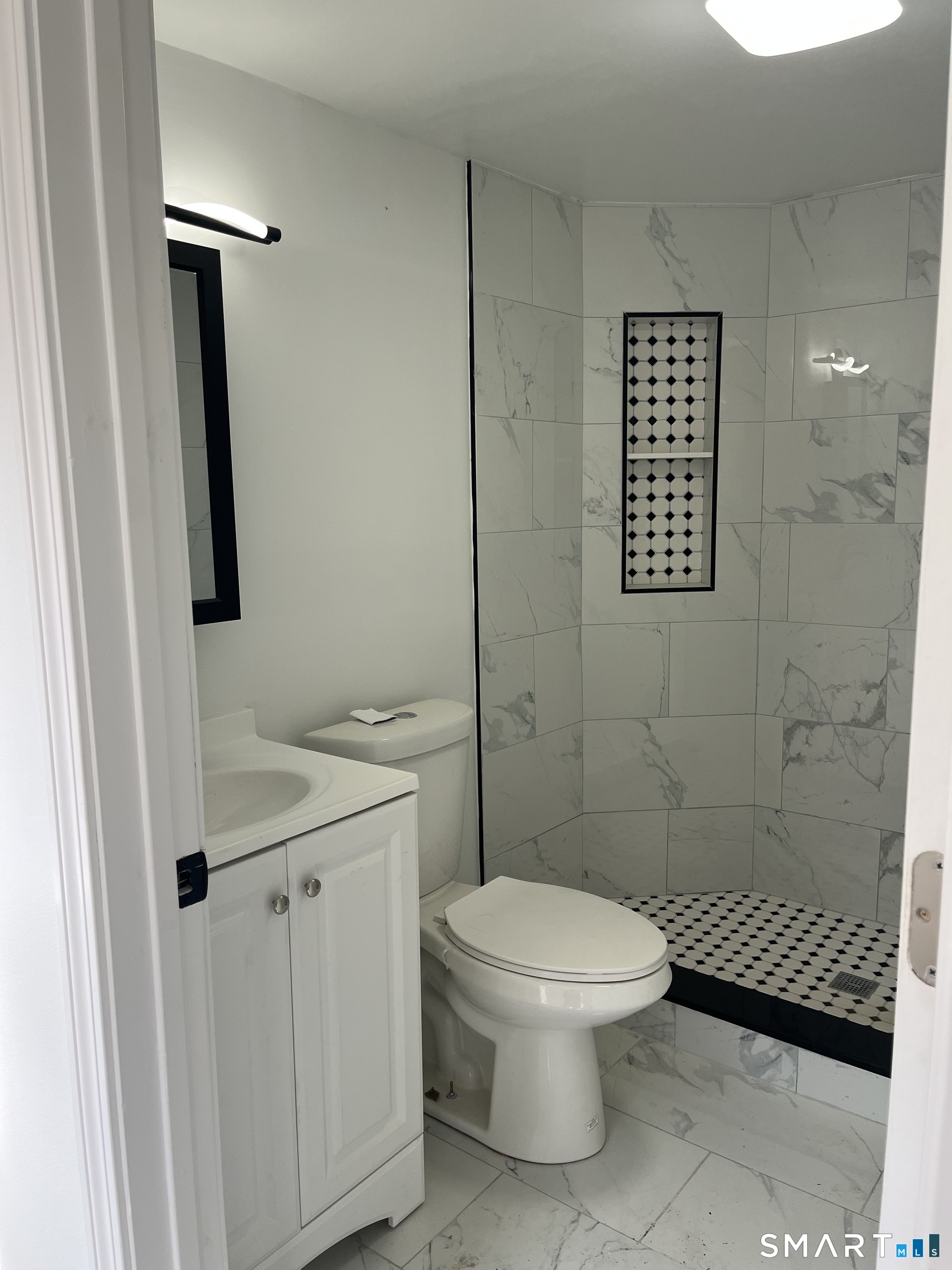 52 Pearl Street Manchester CT 06040