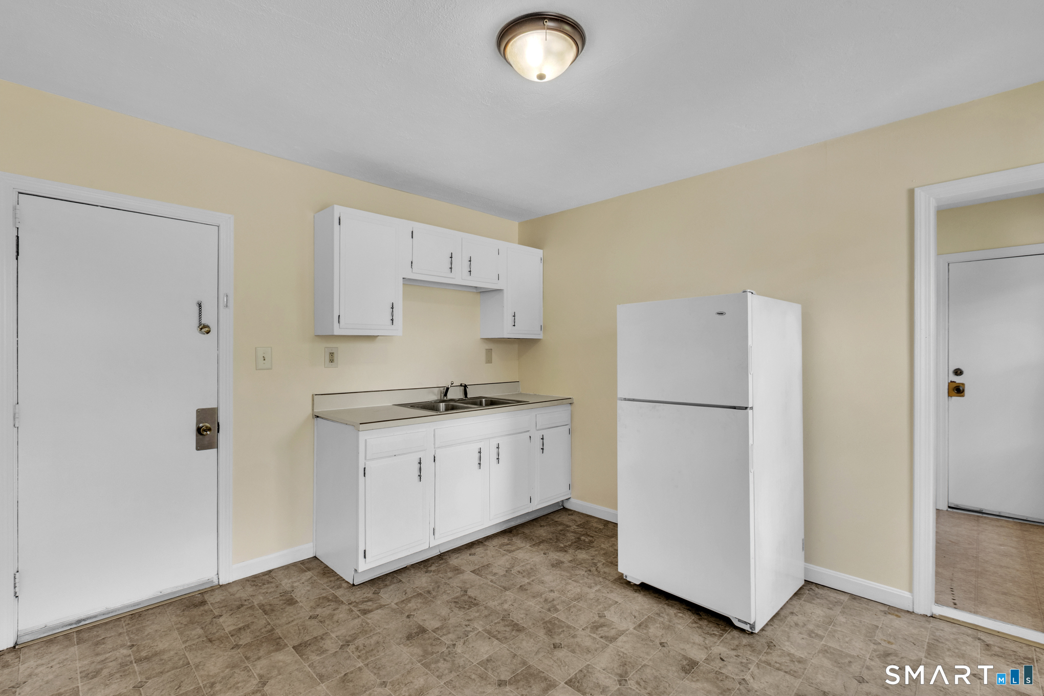 49 High Street Killingly CT 06239