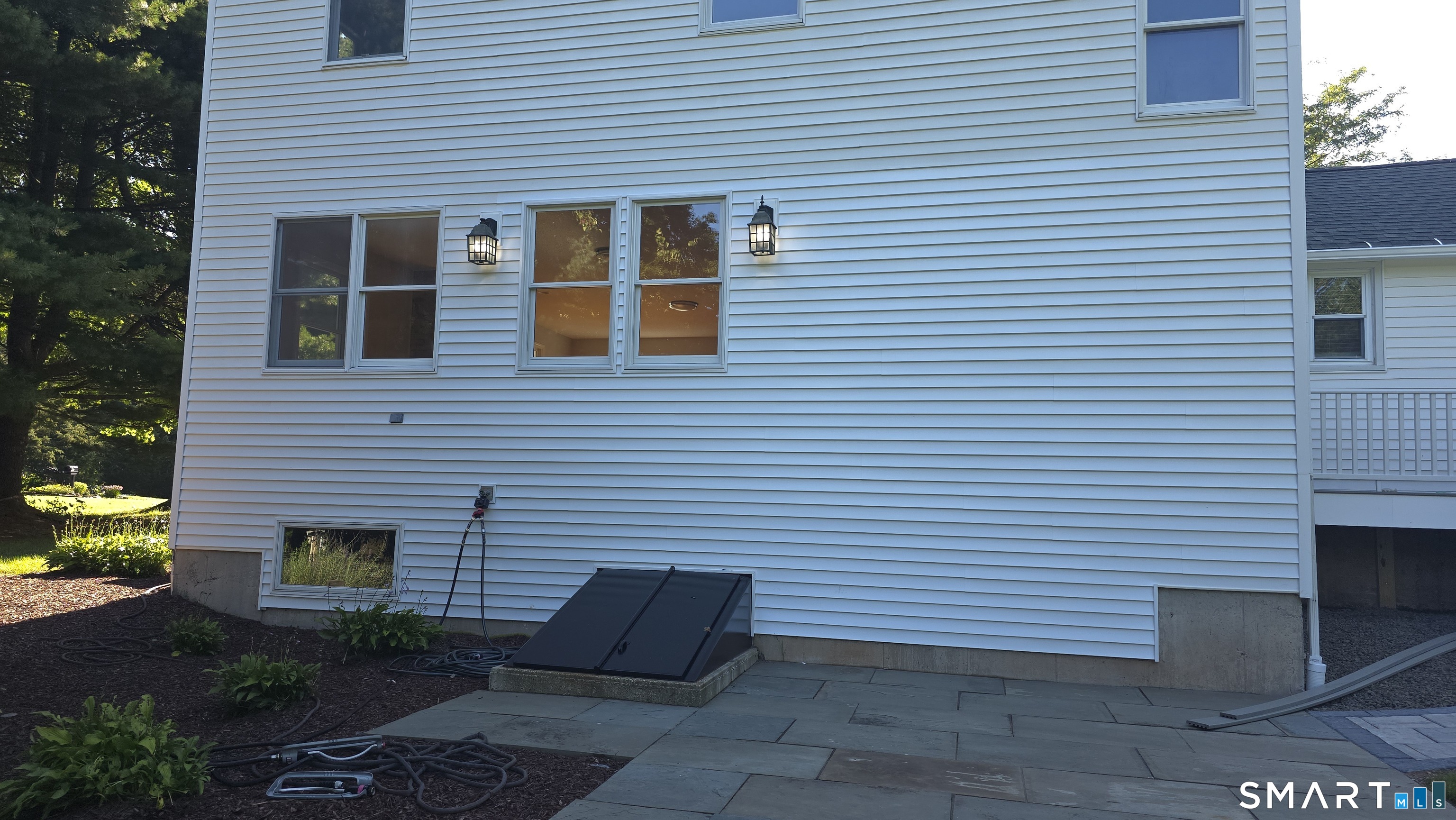 387 Mixville Road Cheshire CT 06410