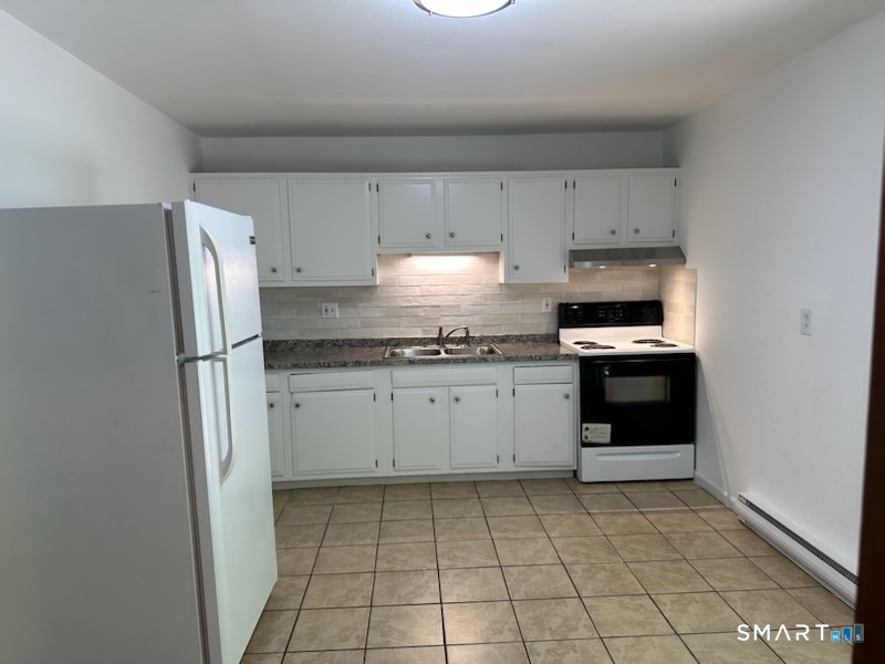 16 A Street Derby CT 06418