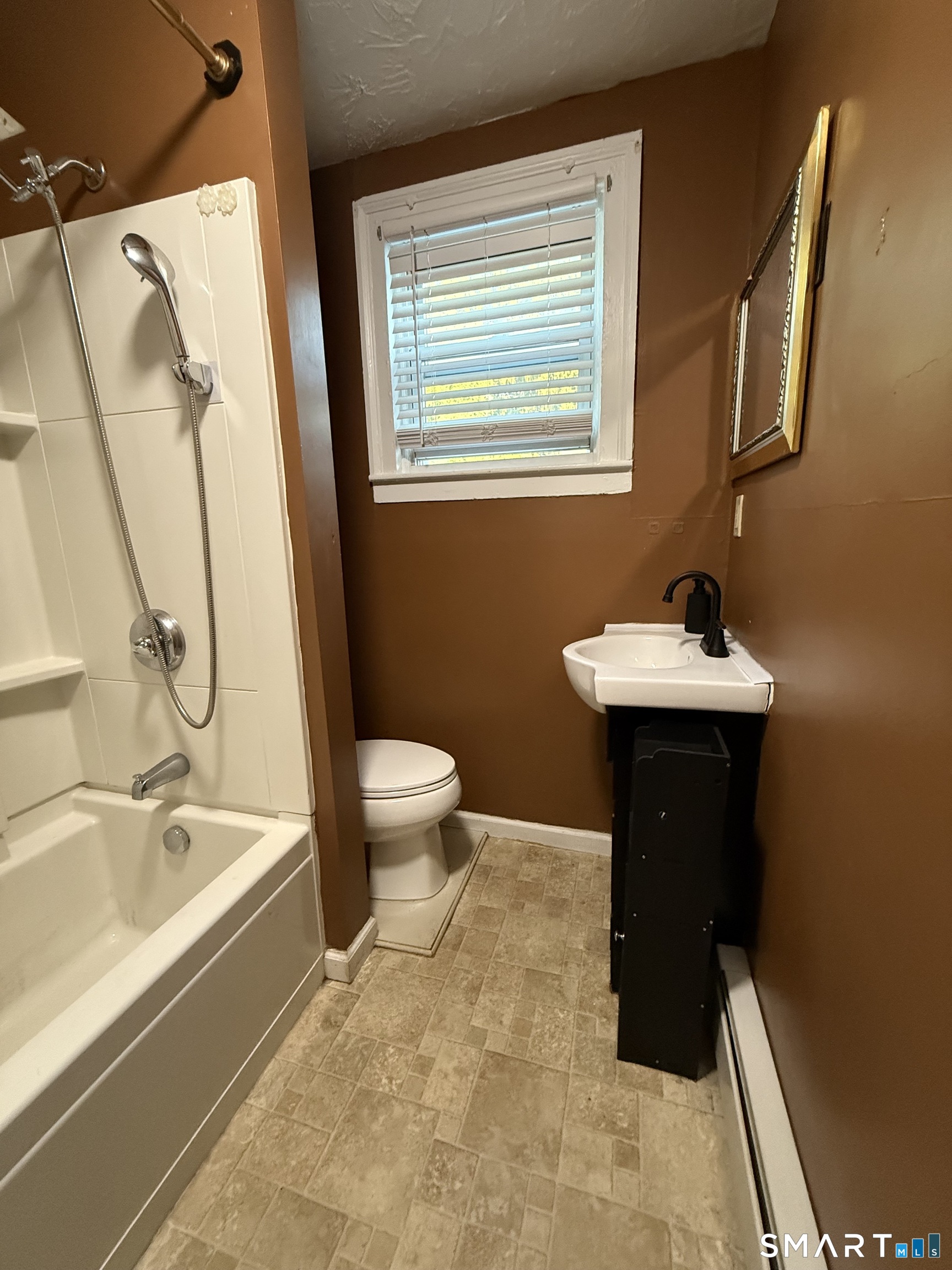 39 Loveland Street Middletown CT 06457