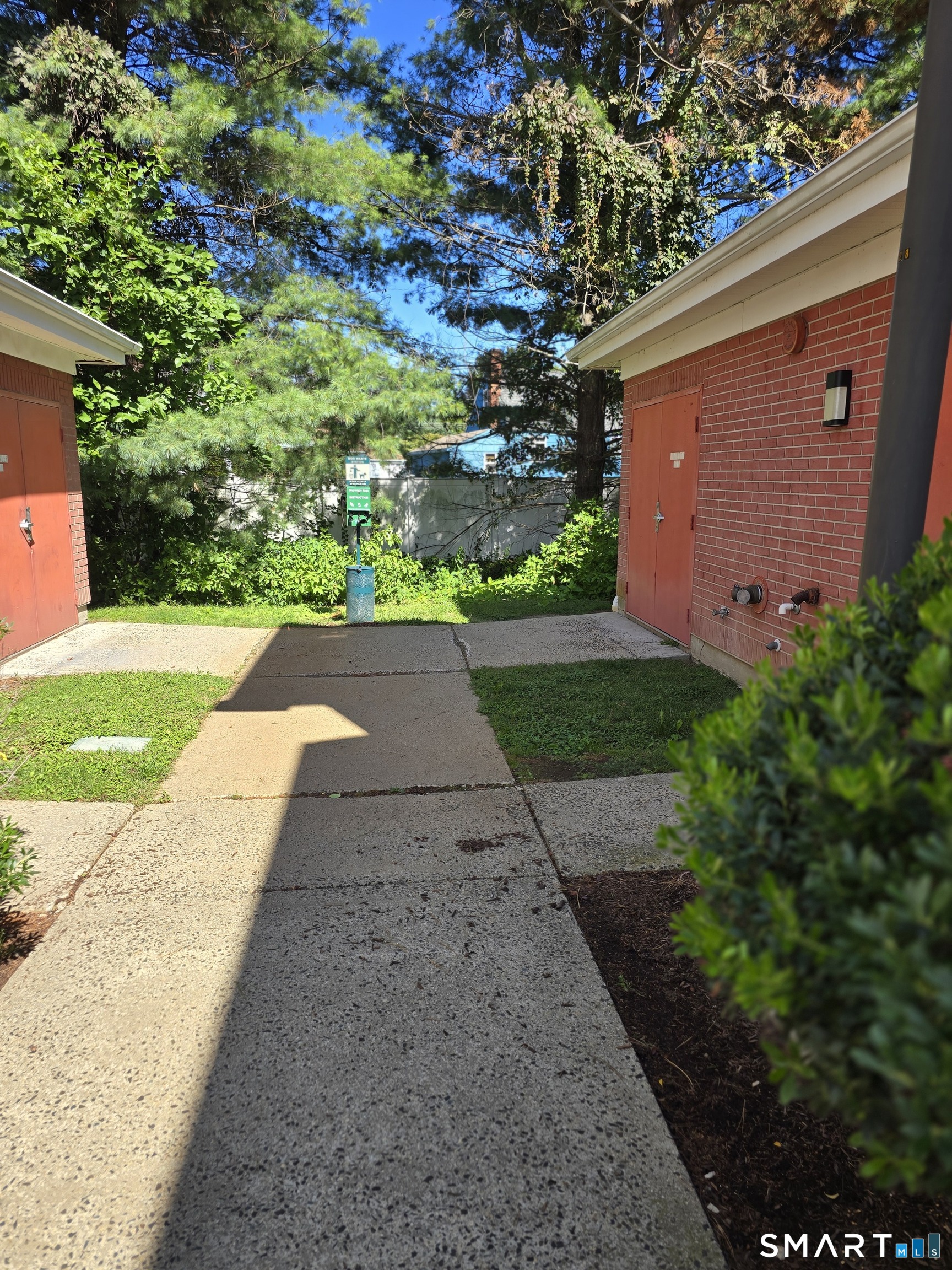 Milford CT, 680 Boston Post Road, Unit 32