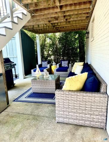 249 Pequot Avenue New London CT 06320
