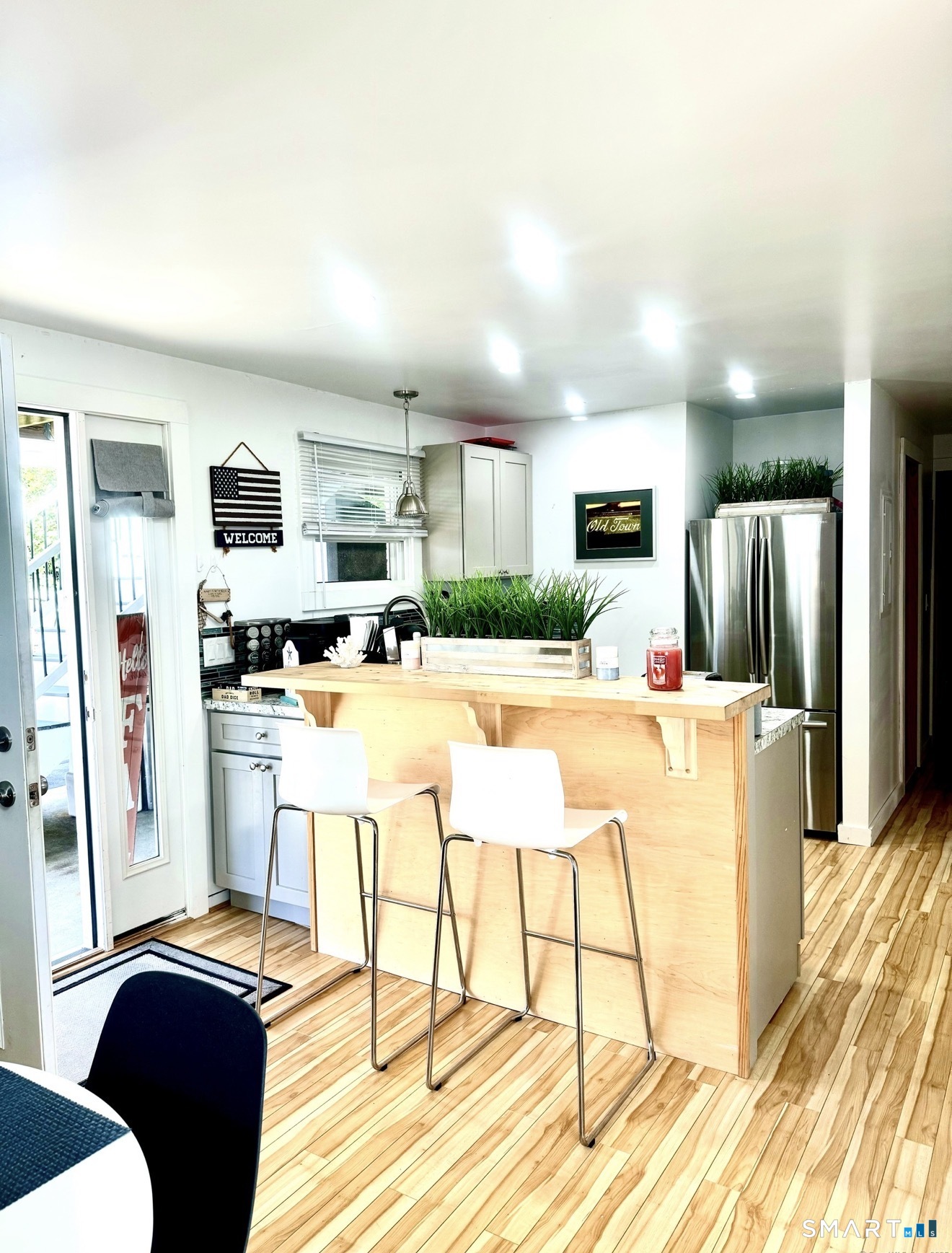 249 Pequot Avenue New London CT 06320