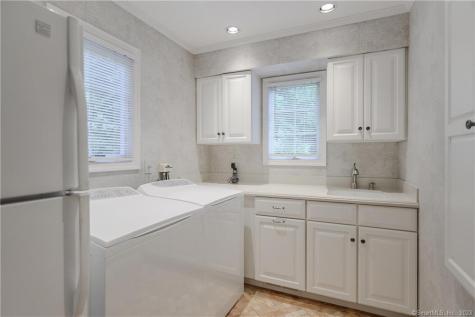 23 Richter Drive Danbury CT 06811