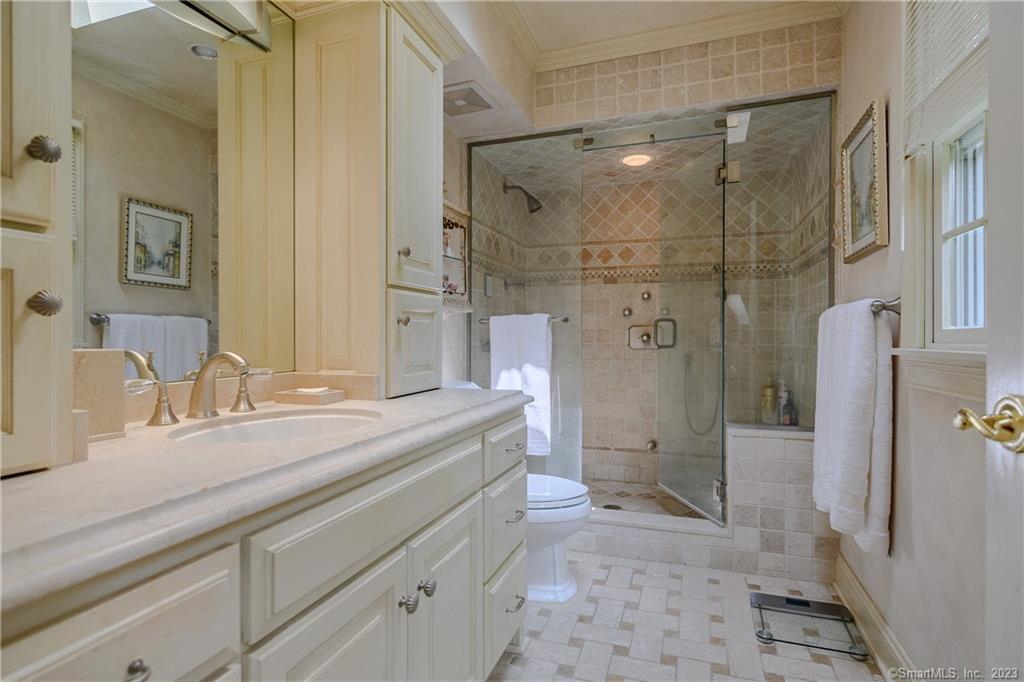 23 Richter Drive Danbury CT 06811