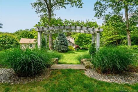 23 Richter Drive Danbury CT 06811