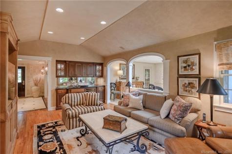 23 Richter Drive Danbury CT 06811