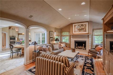23 Richter Drive Danbury CT 06811