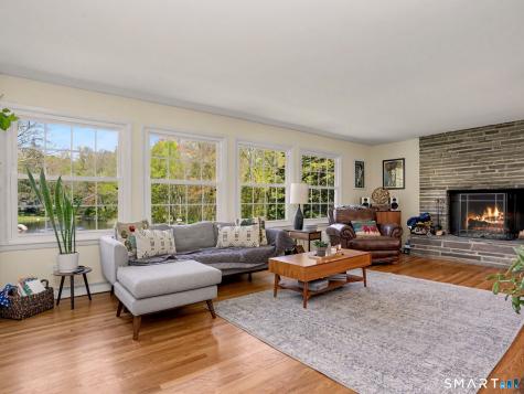65 Banks Road Easton CT 06612