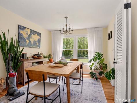 65 Banks Road Easton CT 06612