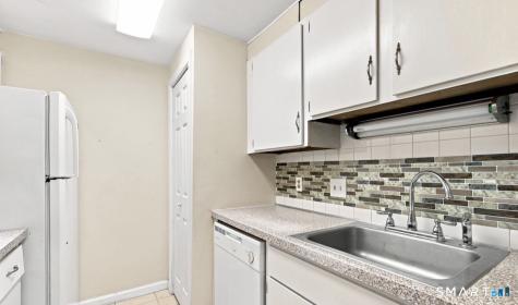30 Cinnamon Springs South Windsor CT 06074