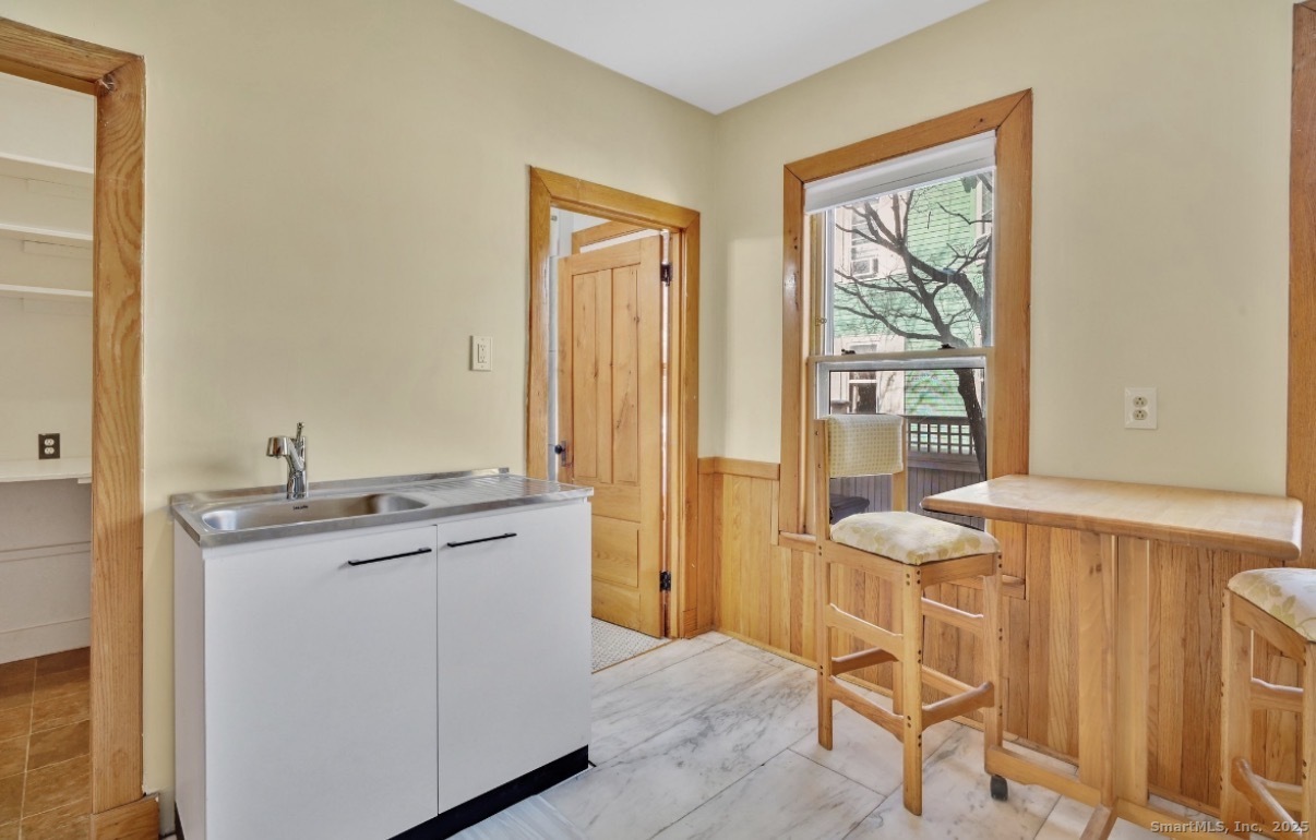 52 Sherman Street Hartford CT 06105