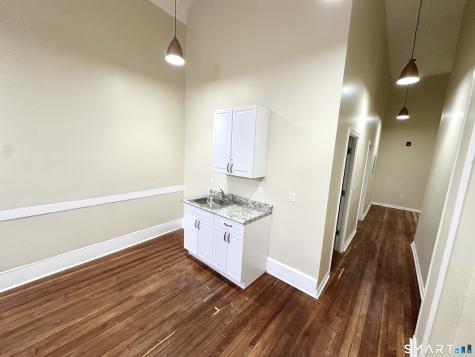 105 Bank Street Waterbury CT 06702