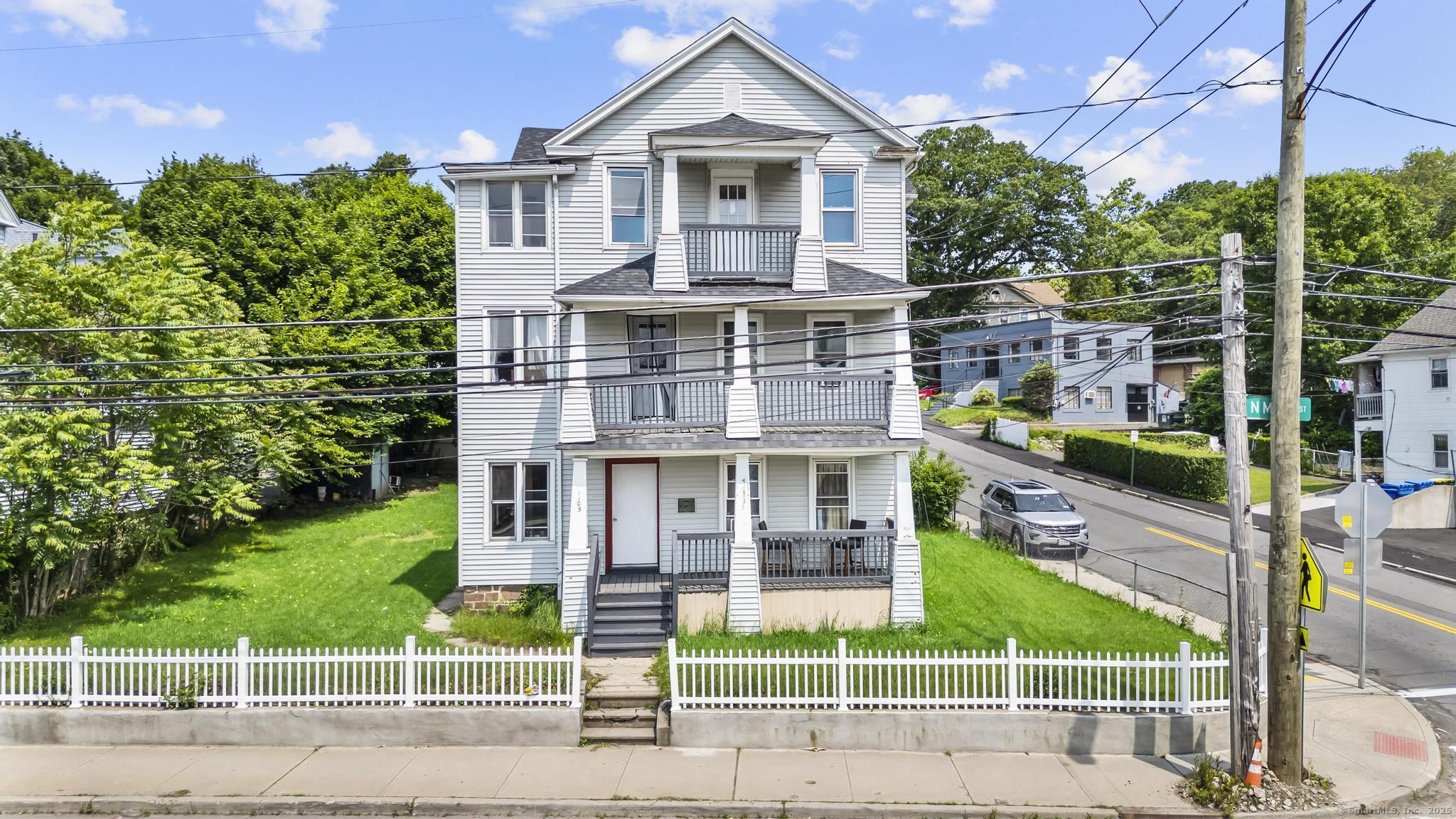 1105 North Main Street Waterbury CT 06704