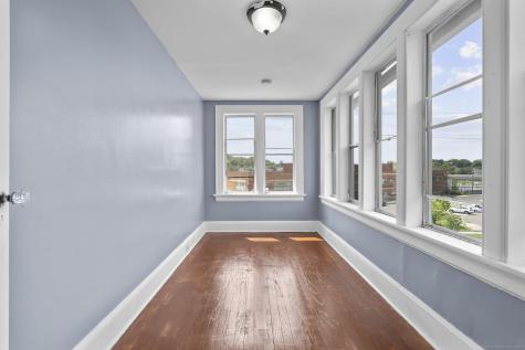1105 North Main Street Waterbury CT 06704