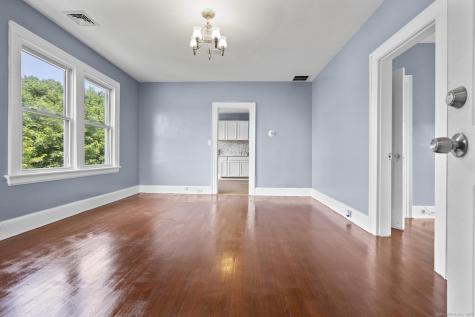 1105 North Main Street Waterbury CT 06704