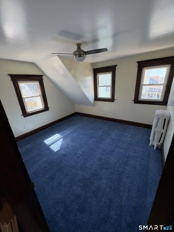 689 Maplewood Avenue Bridgeport CT 06605