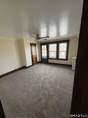 689 Maplewood Avenue Bridgeport CT 06605