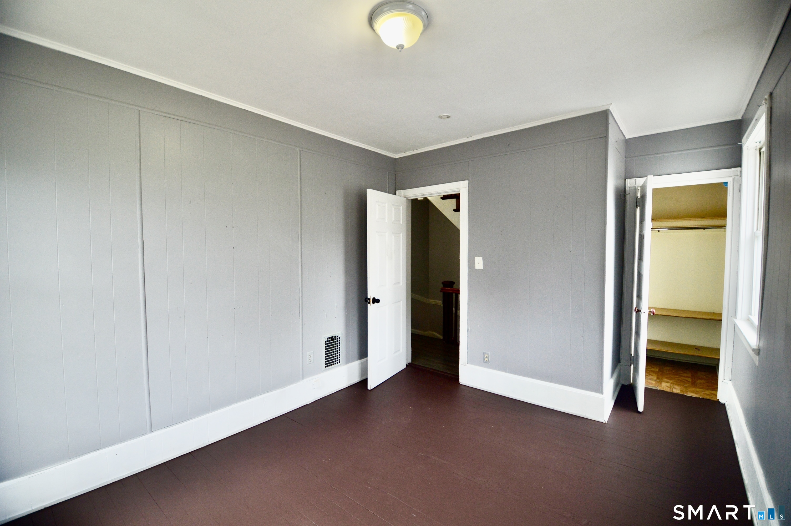 407 East Avenue Bridgeport CT 06610